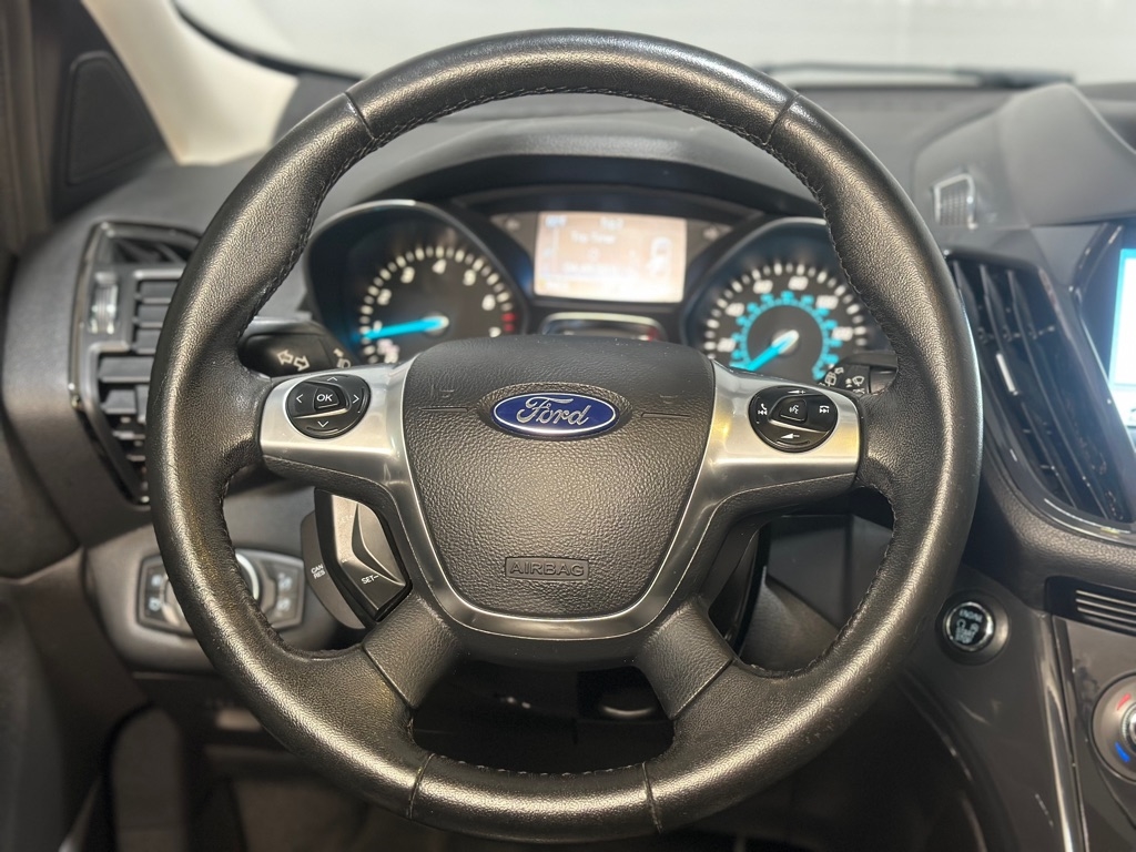 Ford Escape Titanium 4WD 2016