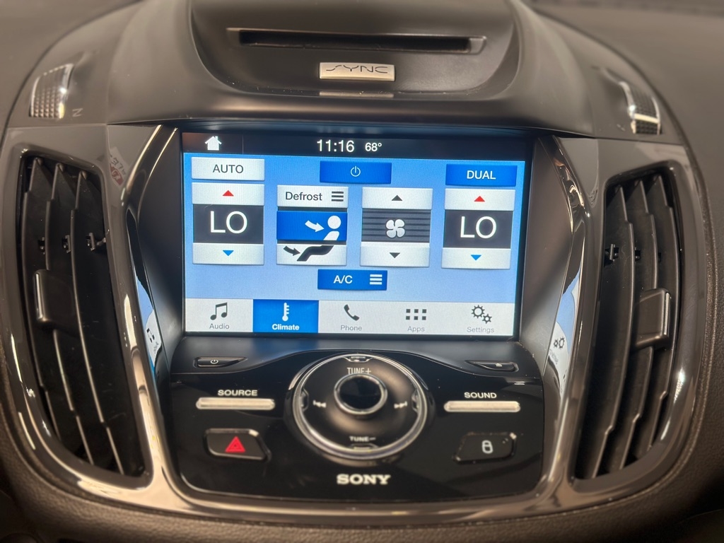 Ford Escape Titanium 4WD 2016