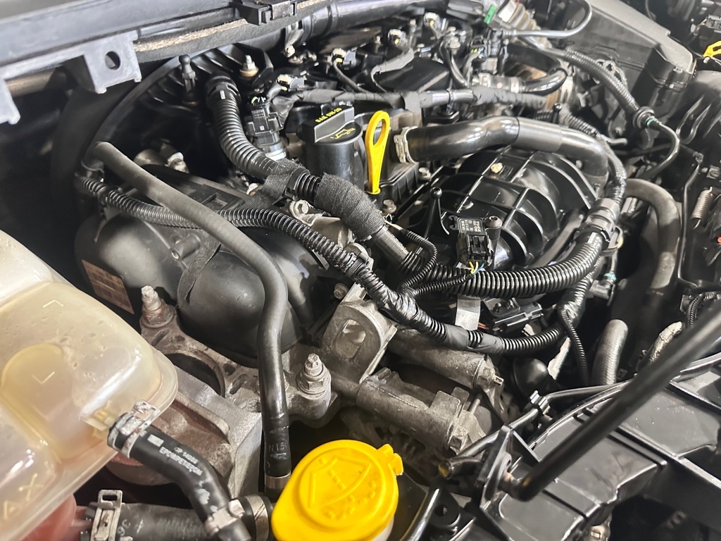 Ford Escape Titanium 4WD 2016