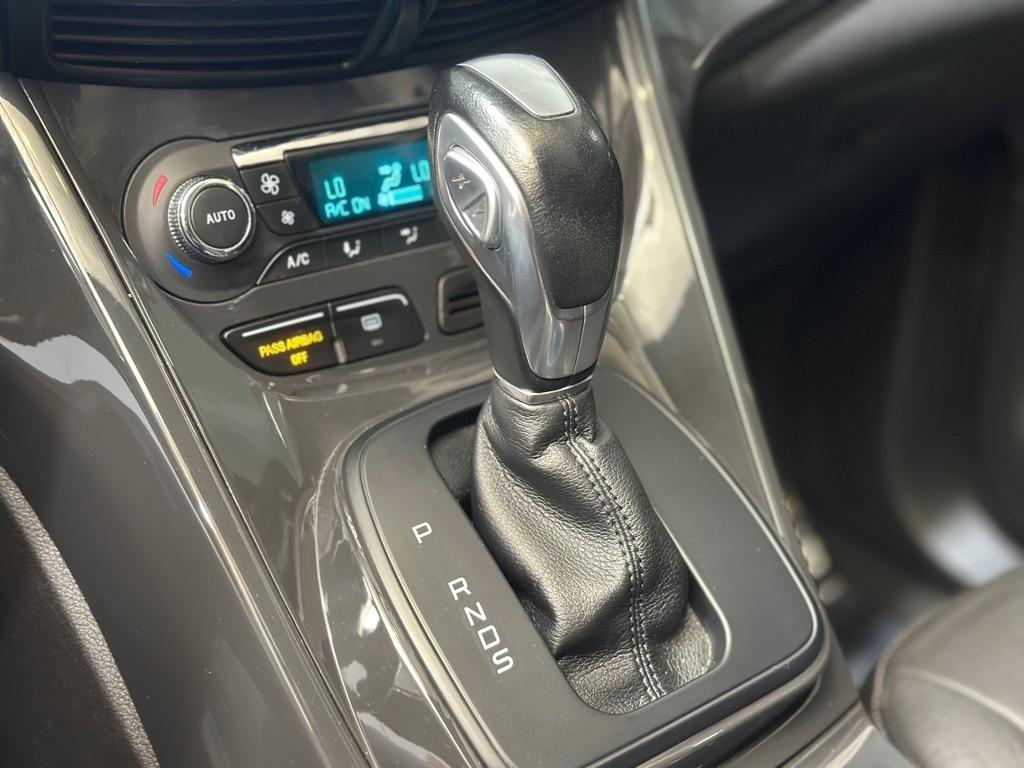 Ford Escape Titanium 4WD 2016