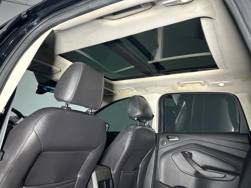 Ford Escape Titanium 4WD 2016