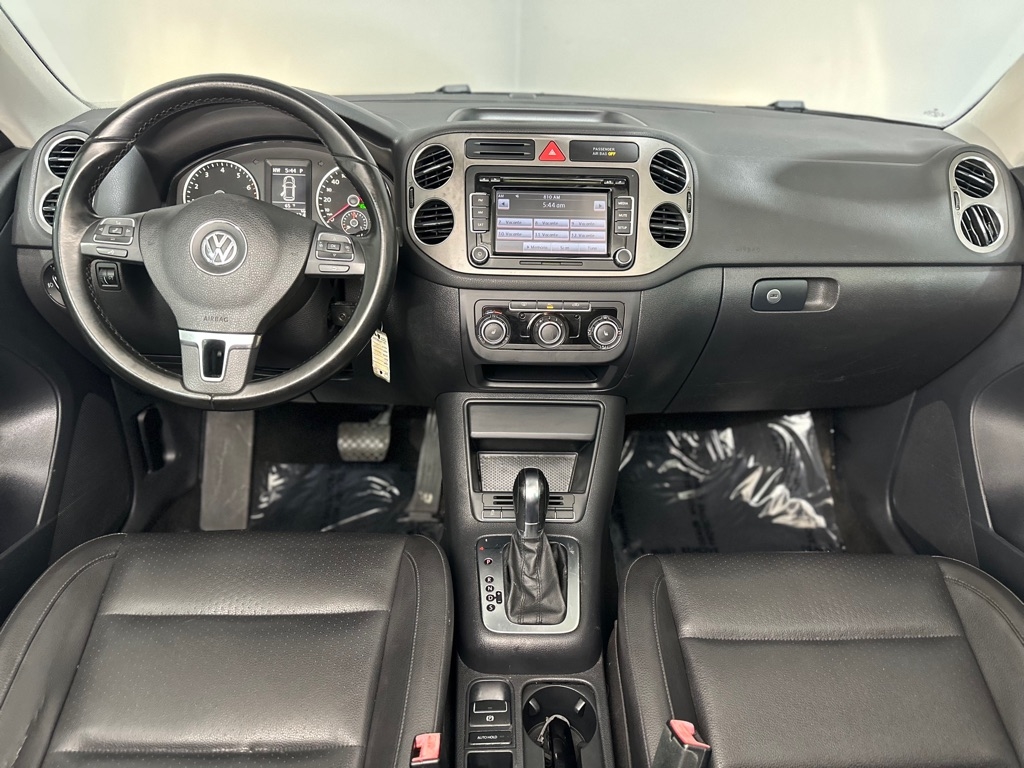 Volkswagen Tiguan S 4Motion 2011