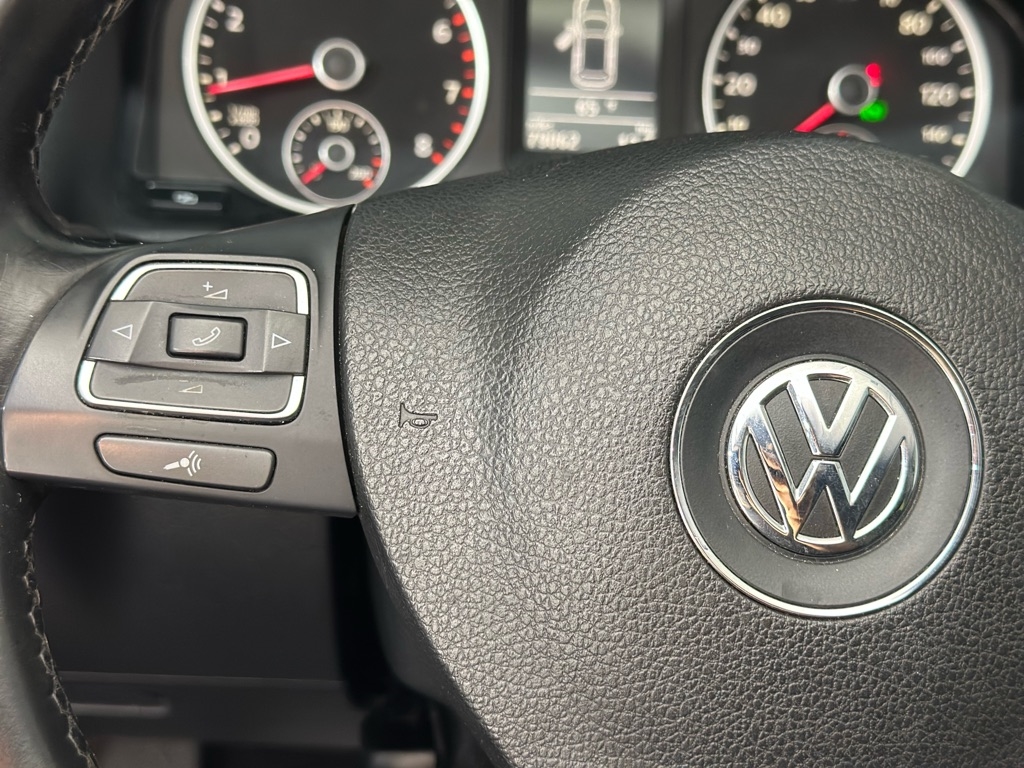 Volkswagen Tiguan S 4Motion 2011