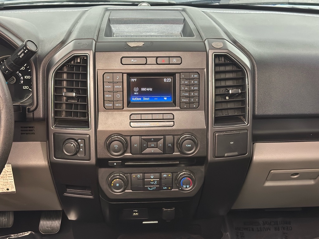 Ford F-150 XL SuperCrew 6.5-ft. Bed 4WD 2017