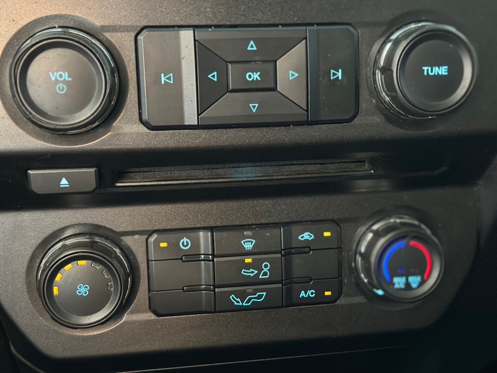 Ford F-150 XL SuperCrew 6.5-ft. Bed 4WD 2017