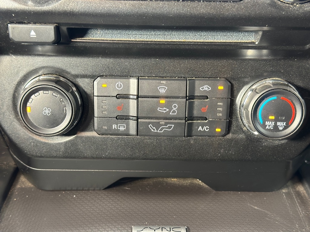 Ford F-150 XLT SuperCab 8-ft. Bed 4WD 2016