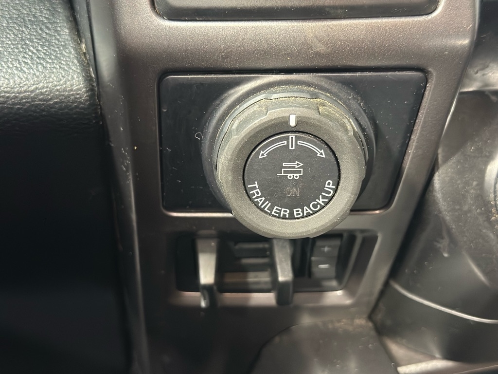 Ford F-150 XLT SuperCab 8-ft. Bed 4WD 2016