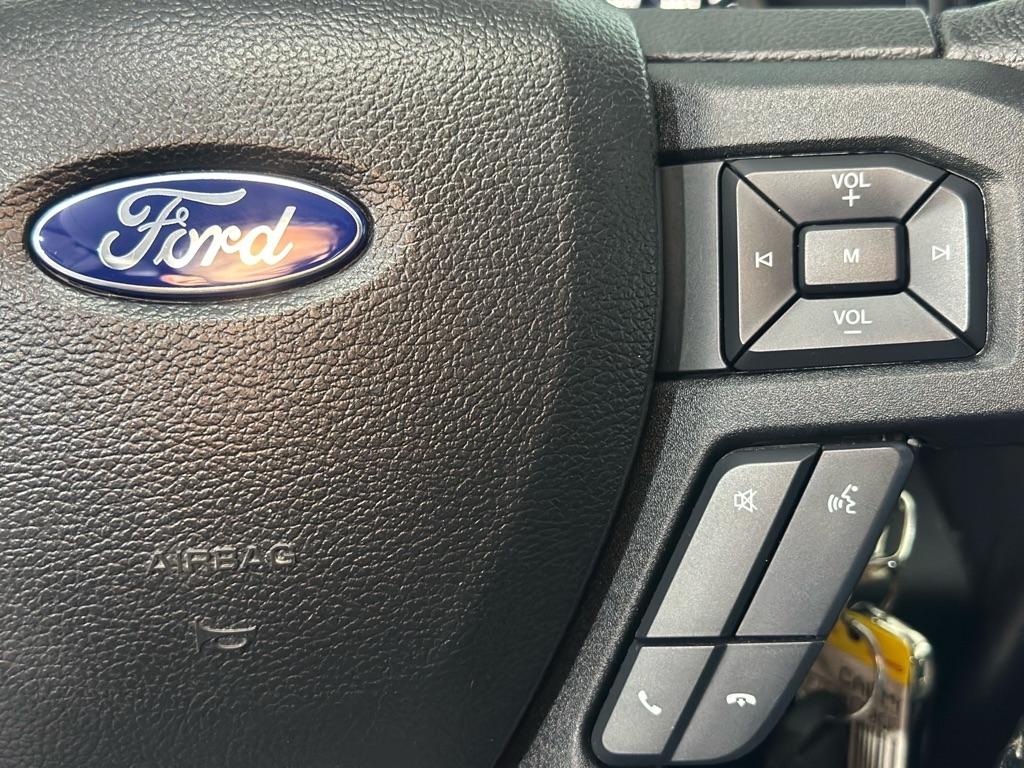 Ford F-150 XLT SuperCab 8-ft. Bed 4WD 2016