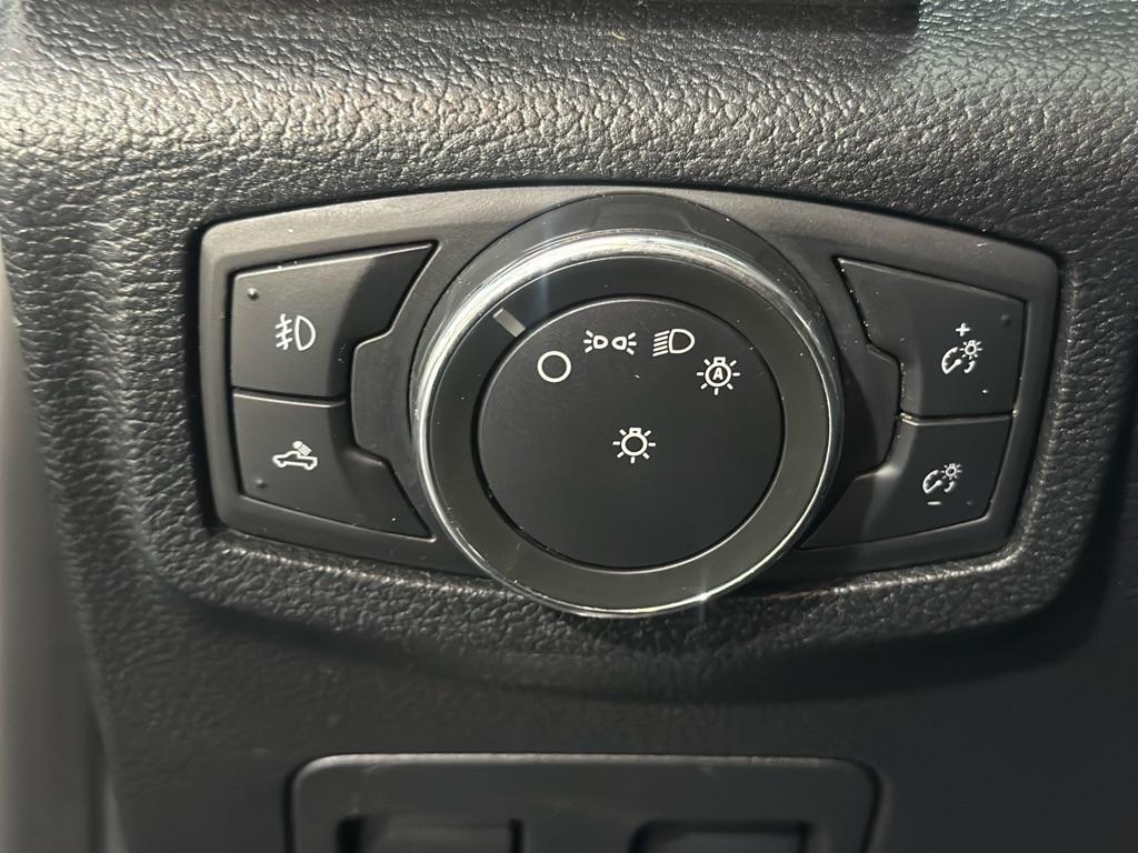 Ford F-150 XLT SuperCab 8-ft. Bed 4WD 2016