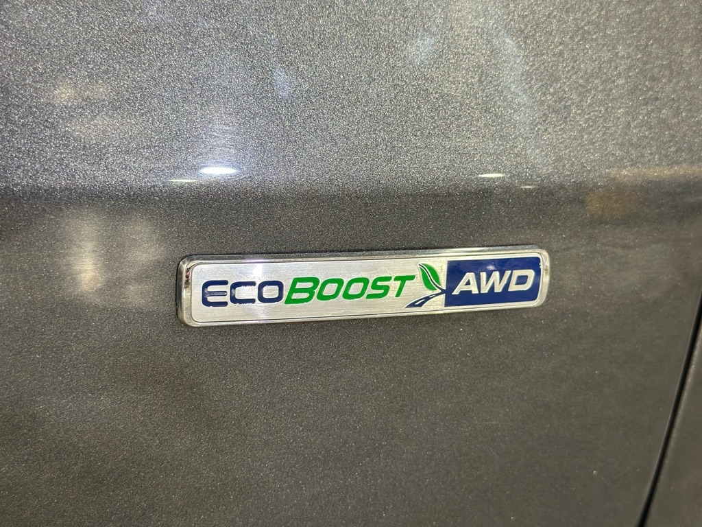 Ford Escape Titanium 4WD 2020