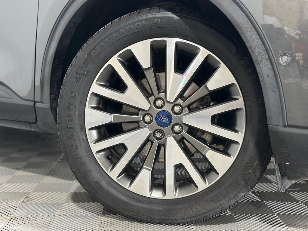 Ford Escape Titanium 4WD 2020