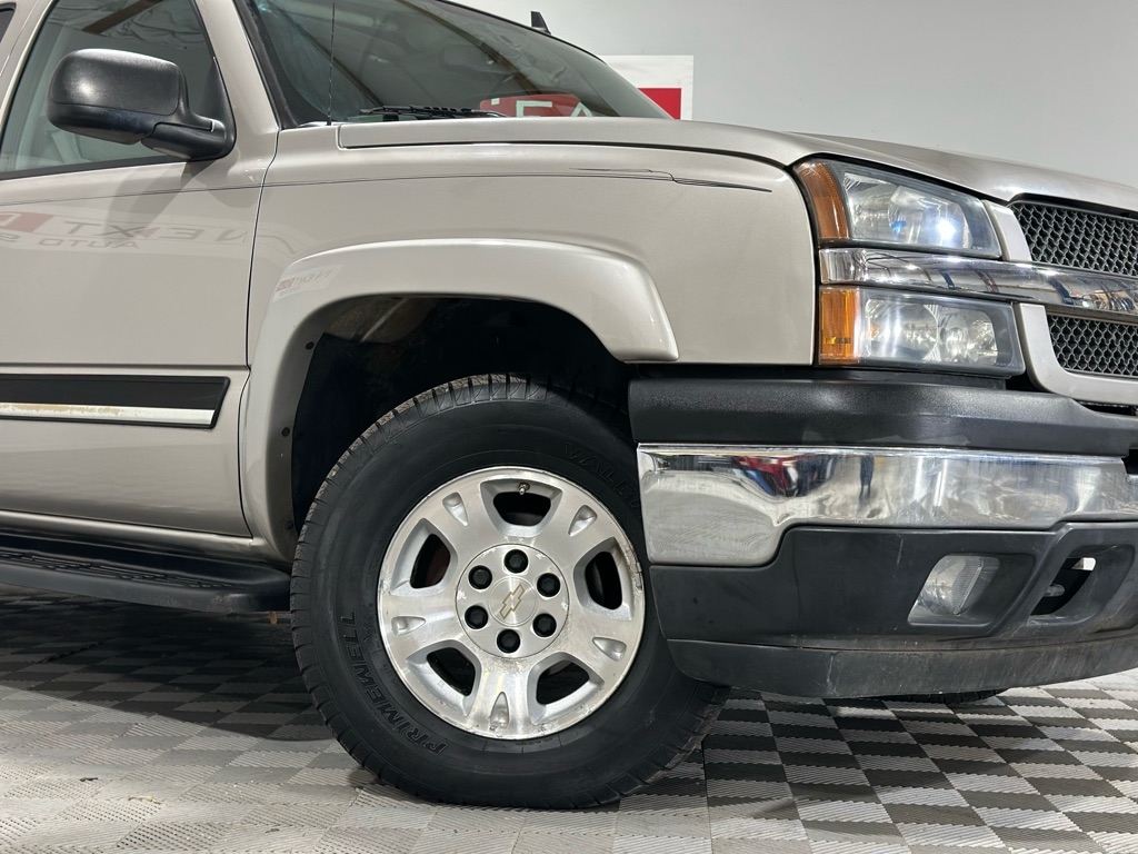 2006 Chevrolet Avalanche photo 3