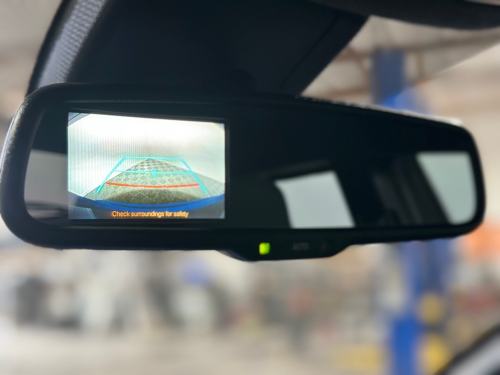 Toyota C-HR XLE 2018