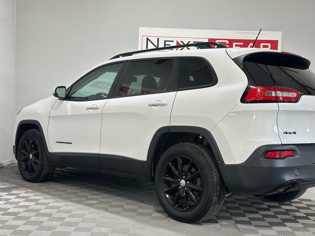 2014 Jeep Cherokee Latitude photo 8