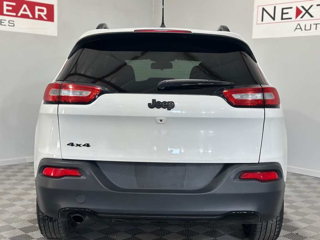 2014 Jeep Cherokee Latitude photo 9