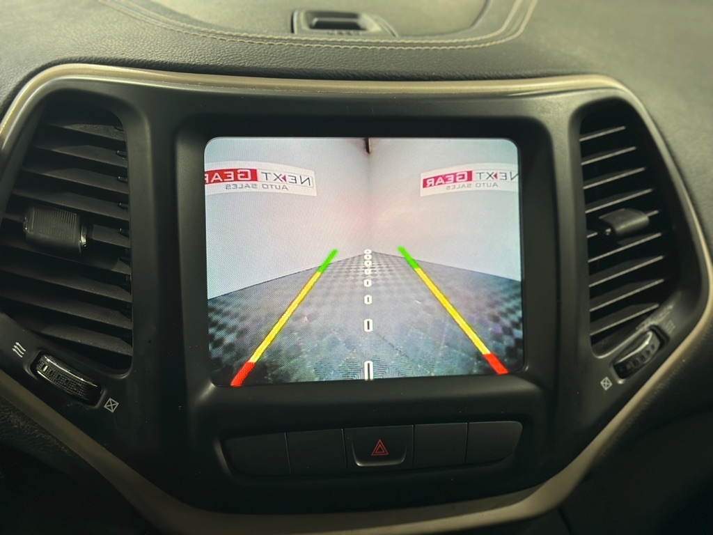 2014 Jeep Cherokee Latitude photo 24