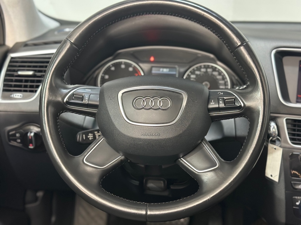 Audi Q5 2.0T Premium Plus quattro 2013