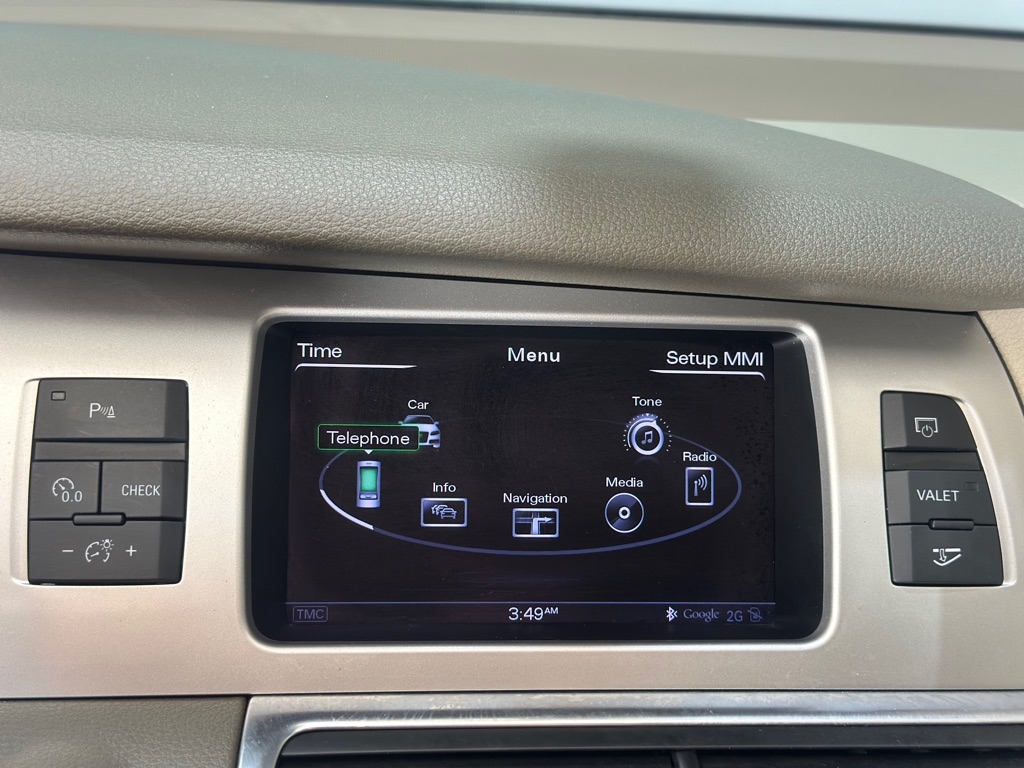 Audi Q7 3.0 Premium quattro 2013 Audi Q7 3.0 Premium quattro 2013