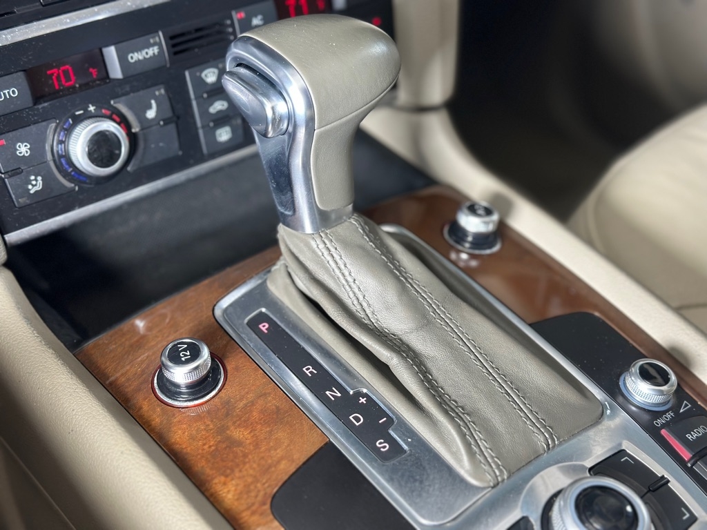 Audi Q7 3.0 Premium quattro 2013 Audi Q7 3.0 Premium quattro 2013