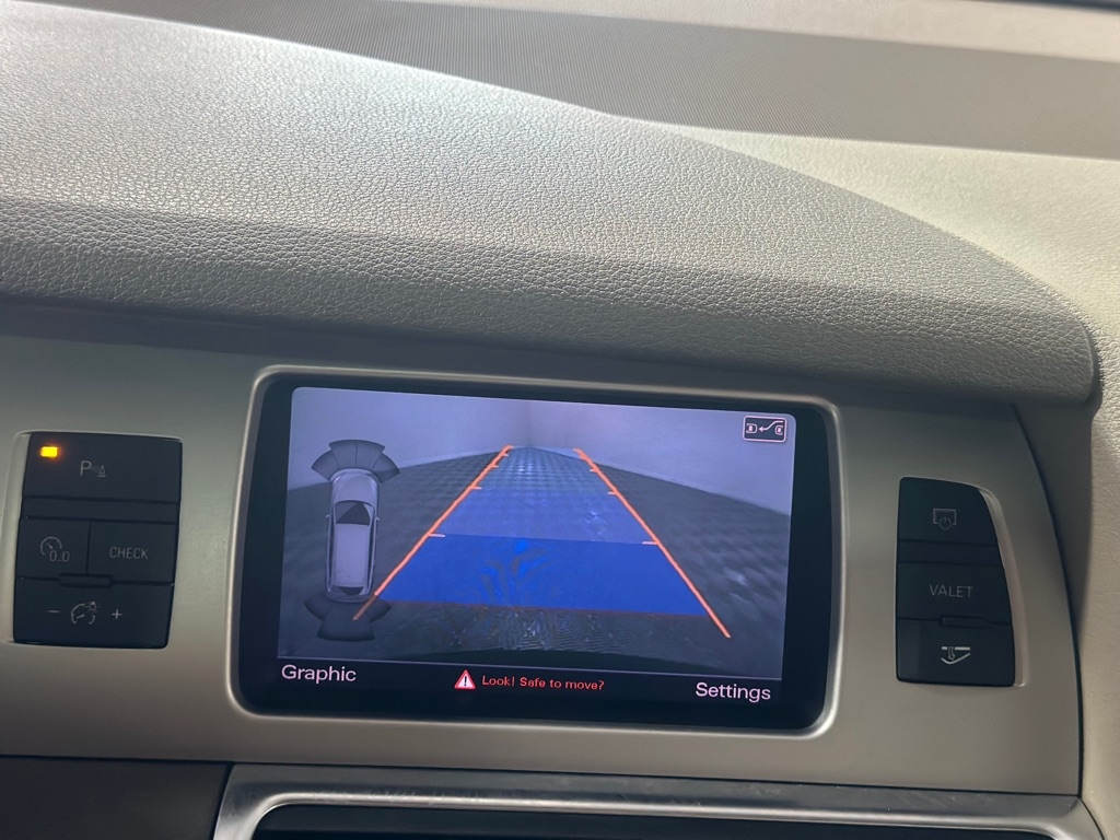 Audi Q7 3.0 Premium quattro 2013 Audi Q7 3.0 Premium quattro 2013