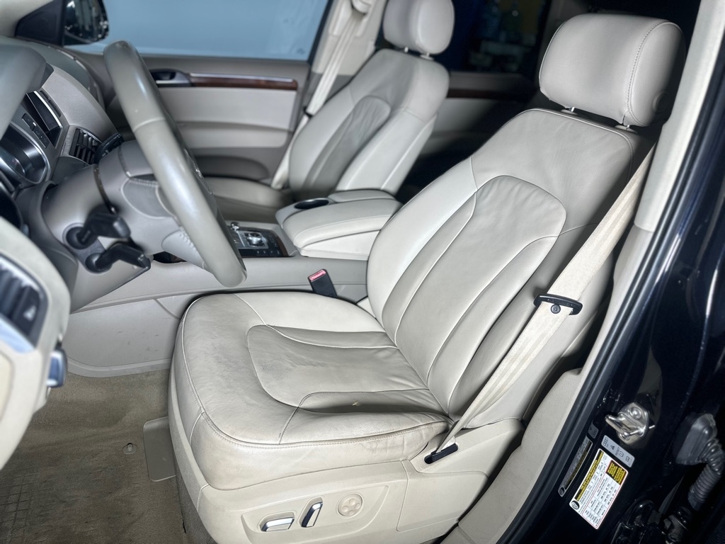 Audi Q7 3.0 Premium quattro 2013 Audi Q7 3.0 Premium quattro 2013