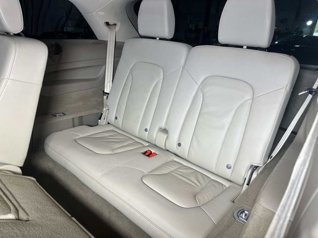 Audi Q7 3.0 Premium quattro 2013 Audi Q7 3.0 Premium quattro 2013