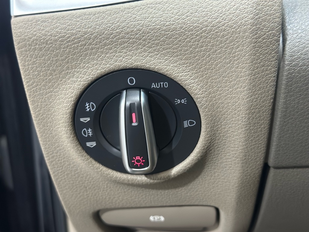 Audi Q7 3.0 Premium quattro 2013 Audi Q7 3.0 Premium quattro 2013