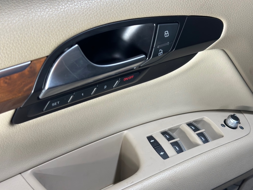 Audi Q7 3.0 Premium quattro 2013 Audi Q7 3.0 Premium quattro 2013