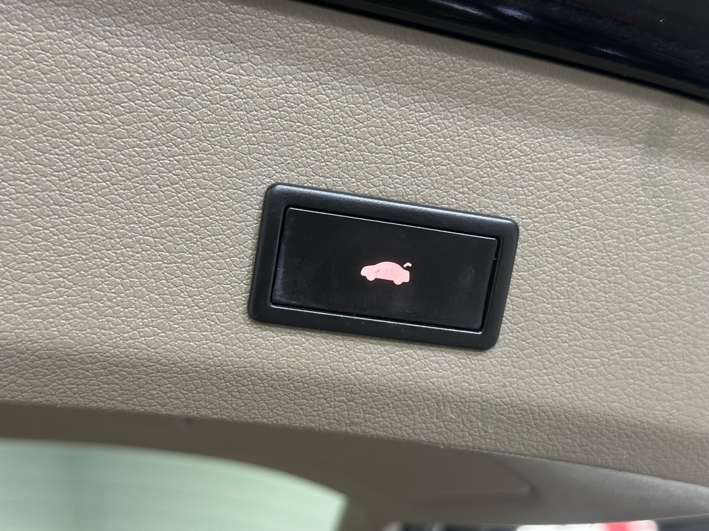 Audi Q7 3.0 Premium quattro 2013 Audi Q7 3.0 Premium quattro 2013