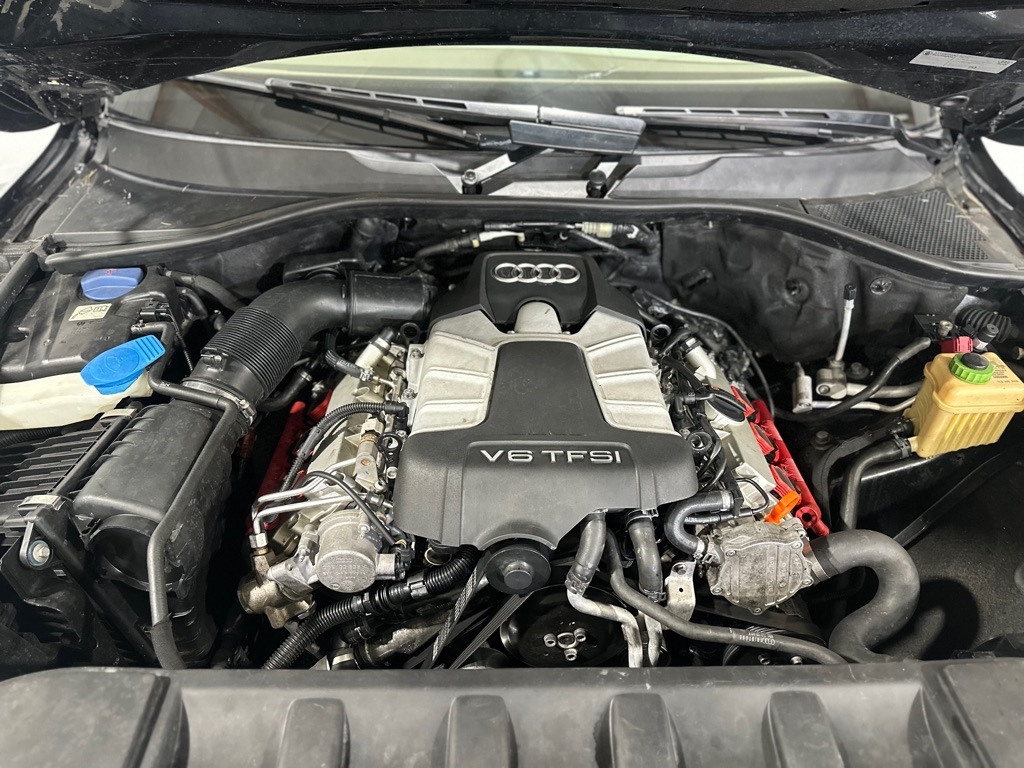 Audi Q7 3.0 Premium quattro 2013 Audi Q7 3.0 Premium quattro 2013