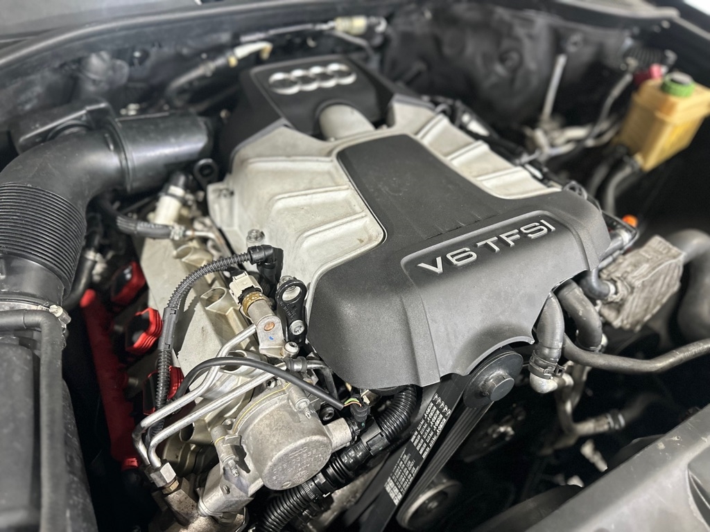 Audi Q7 3.0 Premium quattro 2013 Audi Q7 3.0 Premium quattro 2013