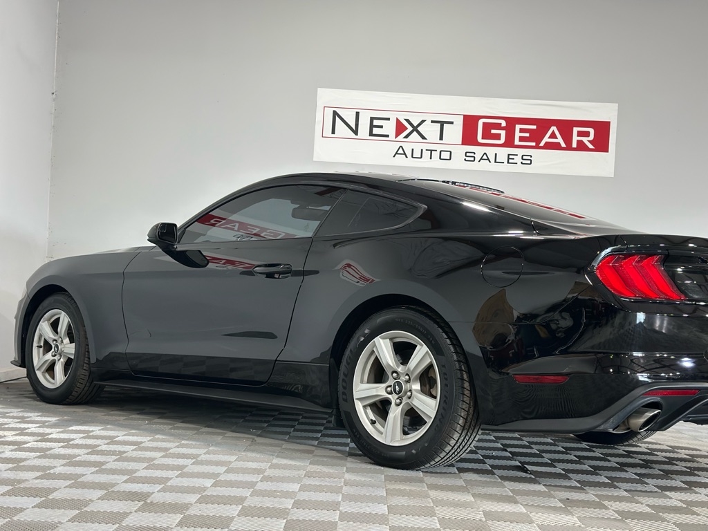 Ford Mustang EcoBoost Coupe 2018