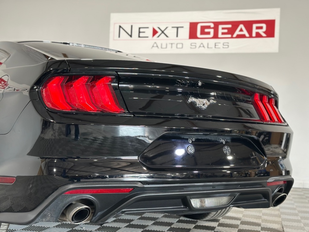 Ford Mustang EcoBoost Coupe 2018