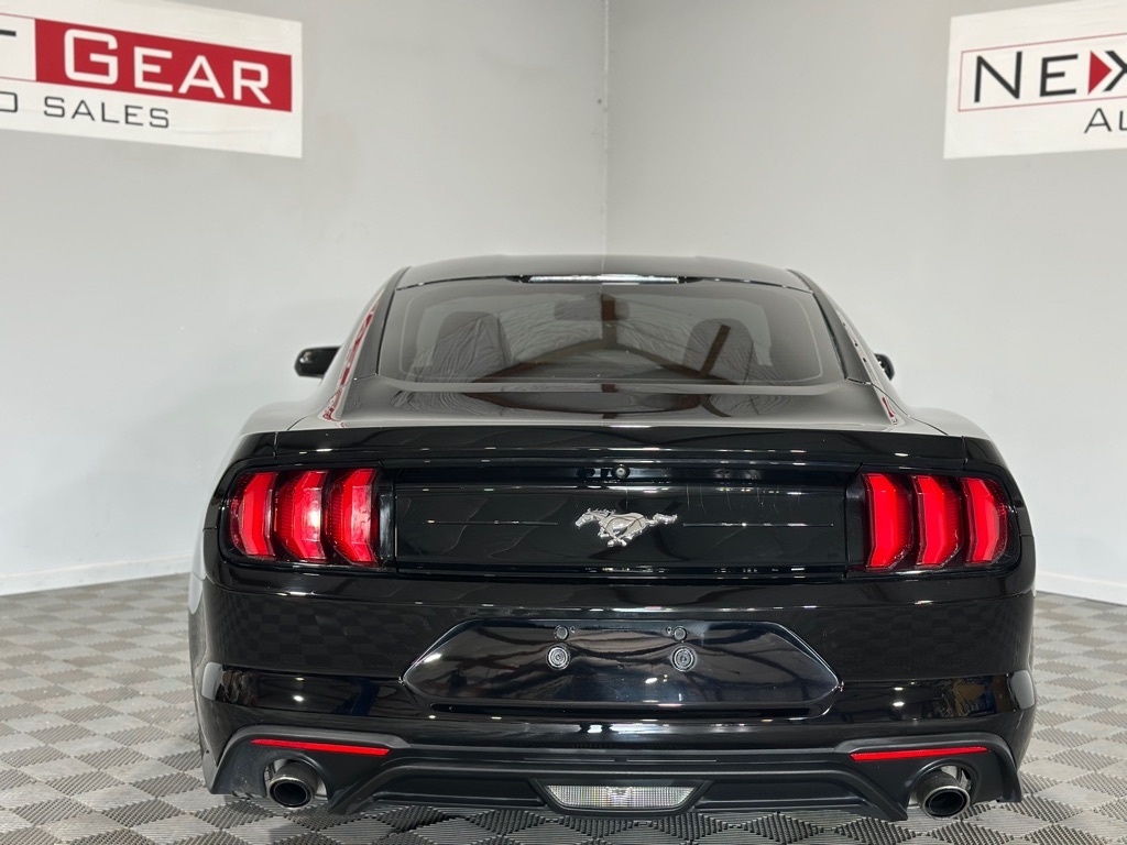 Ford Mustang EcoBoost Coupe 2018