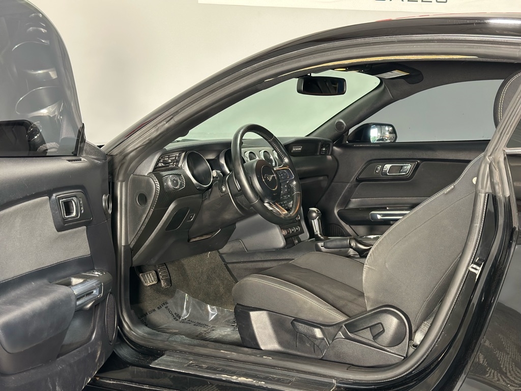 Ford Mustang EcoBoost Coupe 2018