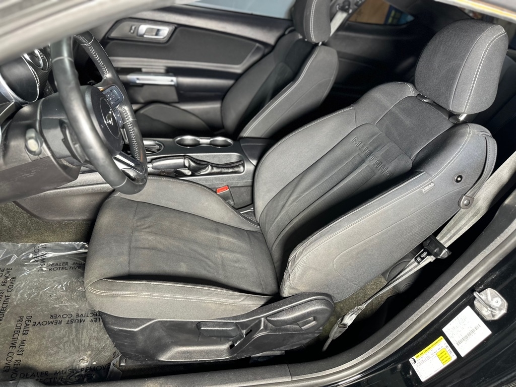 Ford Mustang EcoBoost Coupe 2018