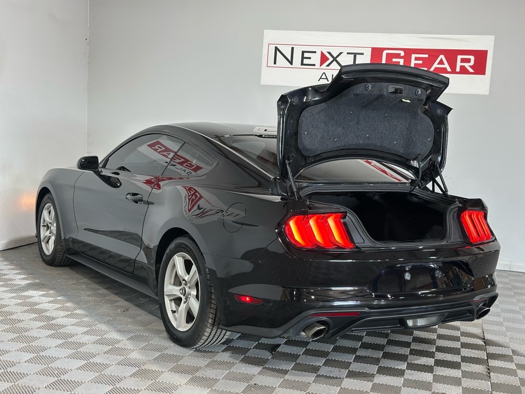 Ford Mustang EcoBoost Coupe 2018