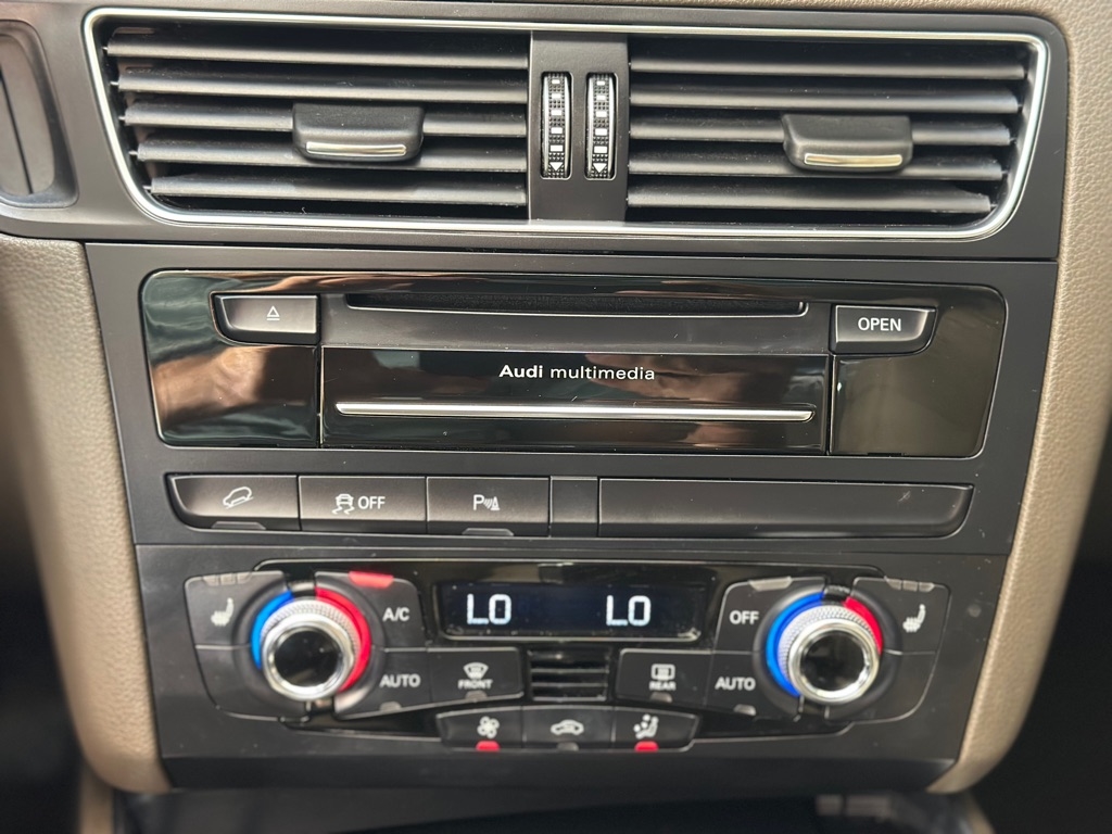 Audi Q5 2.0T Premium Plus quattro 2014