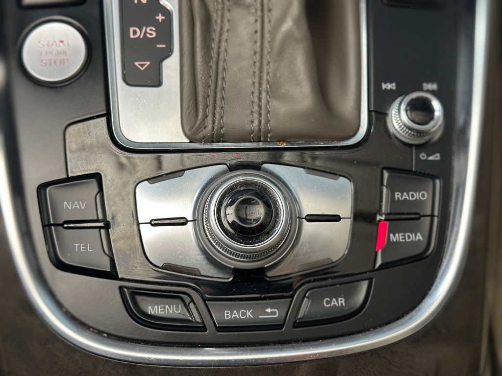 Audi Q5 2.0T Premium Plus quattro 2014