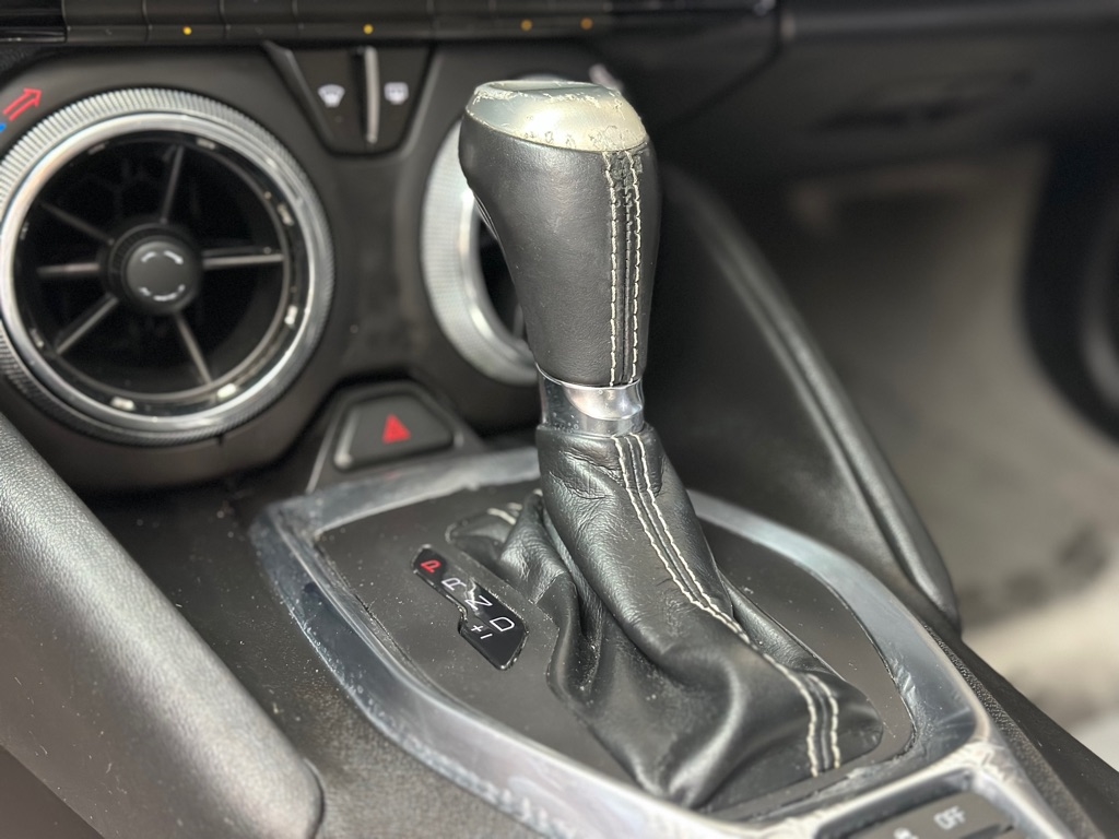 Chevrolet Camaro 1LT Coupe 8A 2018