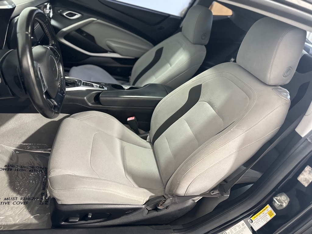 Chevrolet Camaro 1LT Coupe 8A 2018