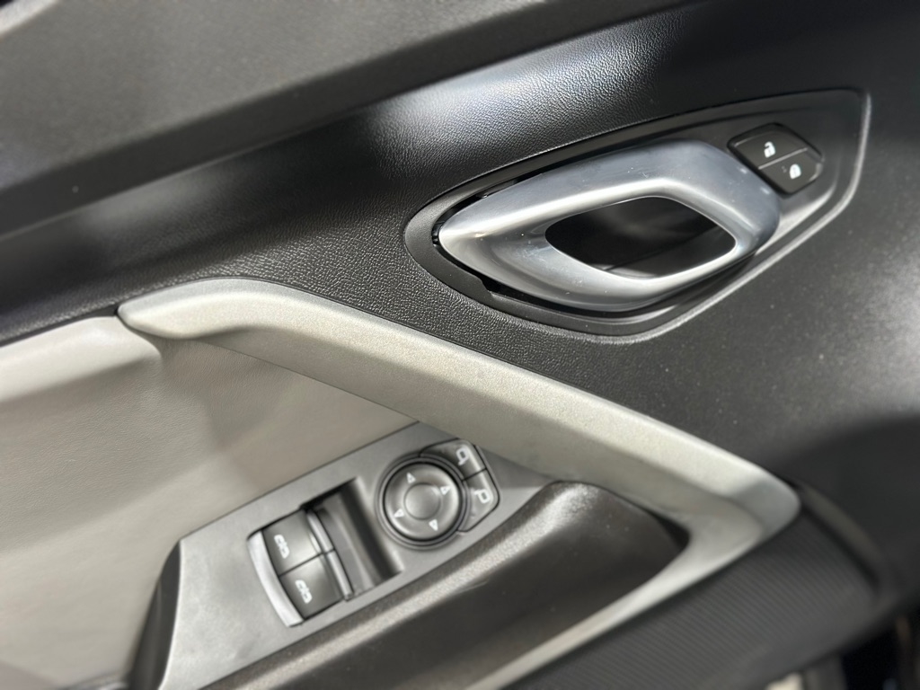 Chevrolet Camaro 1LT Coupe 8A 2018