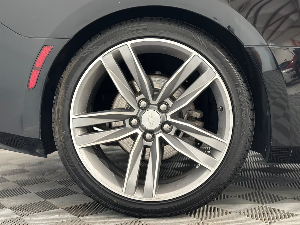 Chevrolet Camaro 1LT Coupe 8A 2018