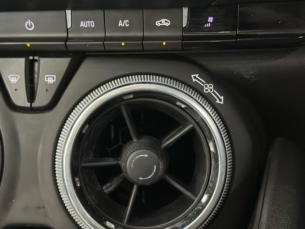 Chevrolet Camaro 1LT Coupe 8A 2018