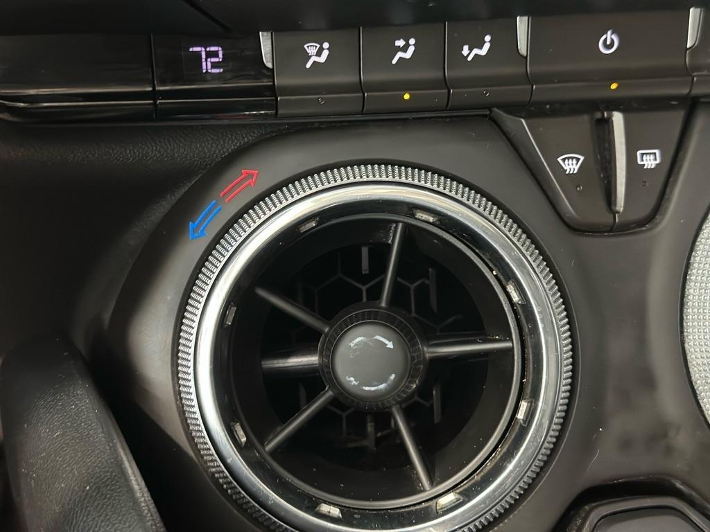 Chevrolet Camaro 1LT Coupe 8A 2018