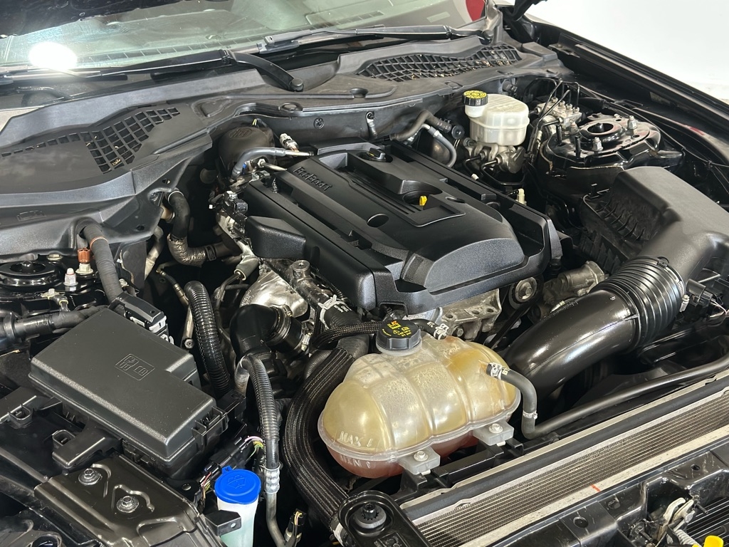 Ford Mustang EcoBoost Coupe 2020