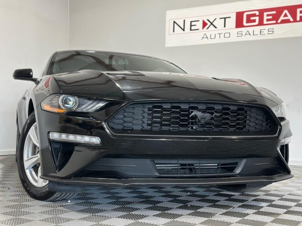 Ford Mustang EcoBoost Coupe 2020