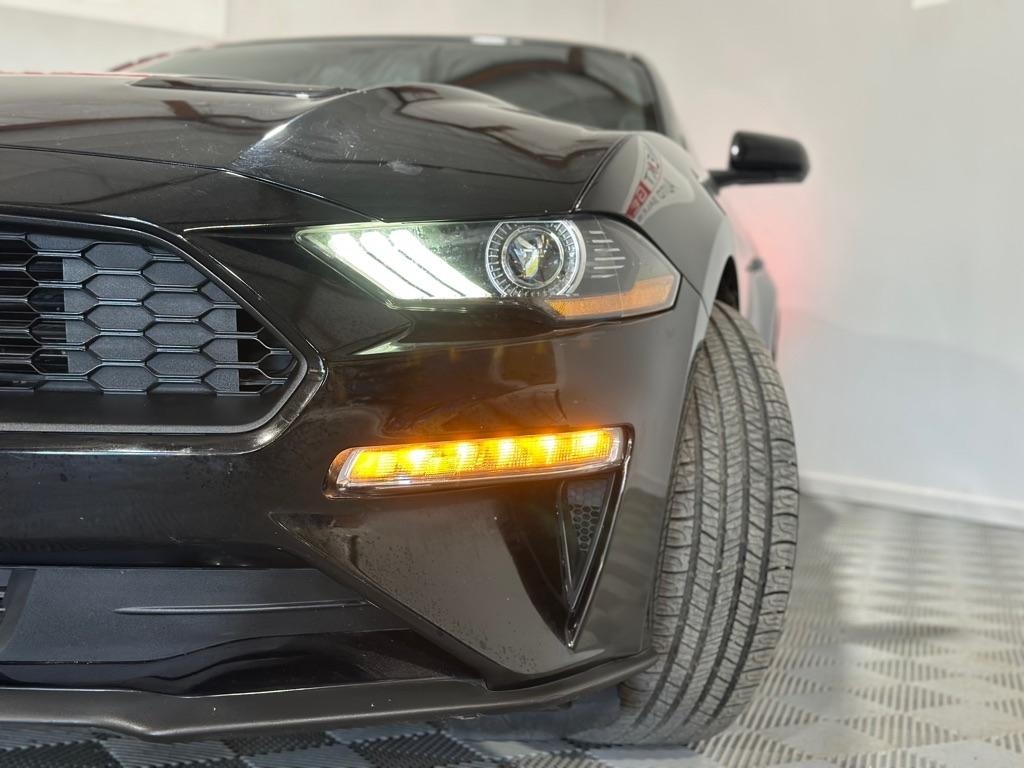 Ford Mustang EcoBoost Coupe 2020