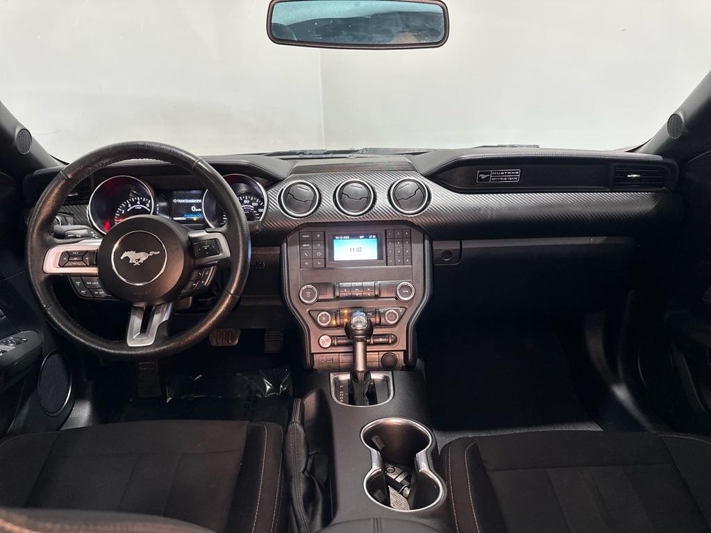 Ford Mustang EcoBoost Coupe 2020