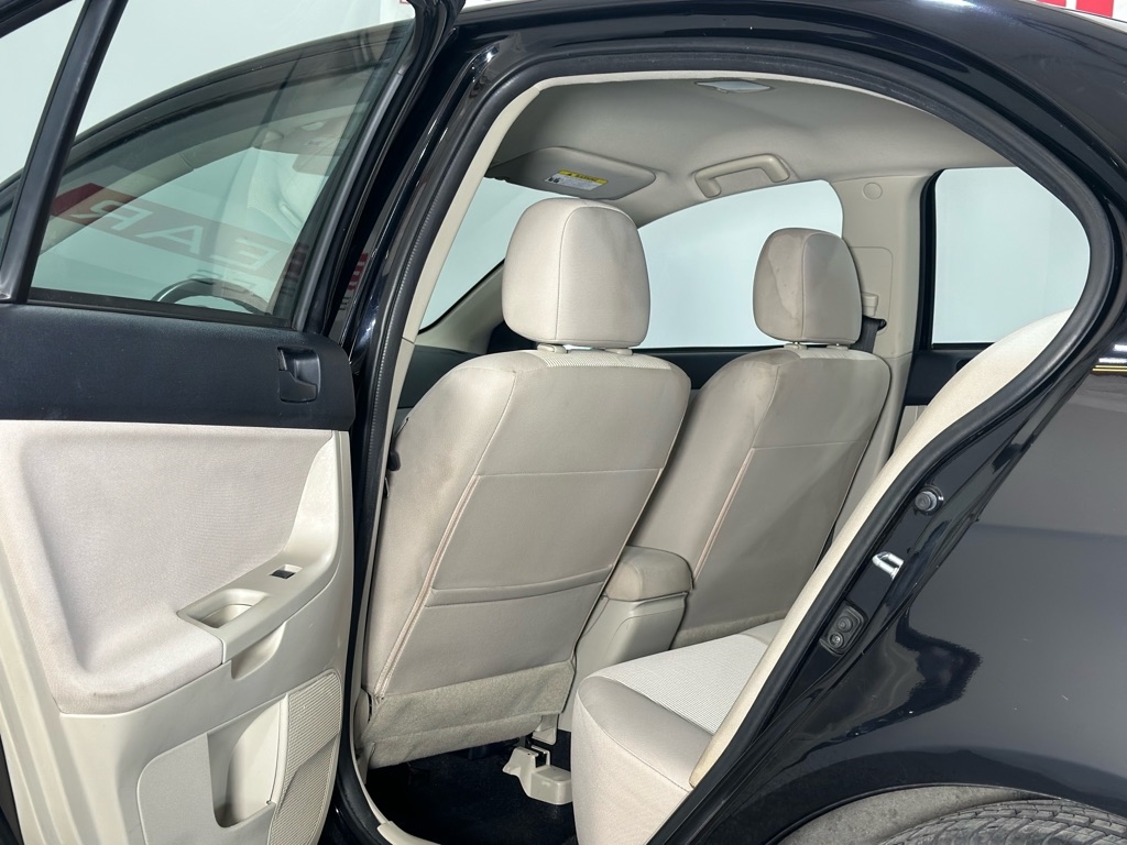 Mitsubishi Lancer ES 2011